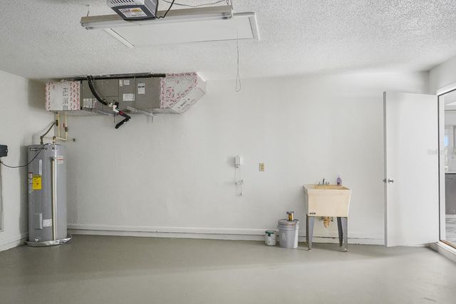 3323 MEADOW RUN CIRCLE, Venice, FL 34293