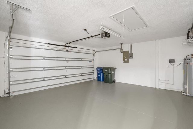 3323 MEADOW RUN CIRCLE, Venice, FL 34293