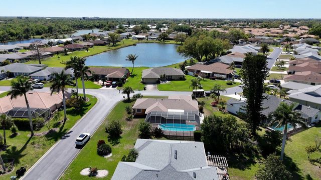 3323 MEADOW RUN CIRCLE, Venice, FL 34293