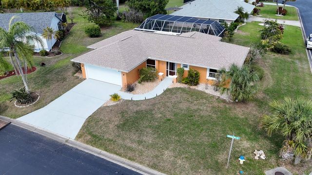 3323 MEADOW RUN CIRCLE, Venice, FL 34293
