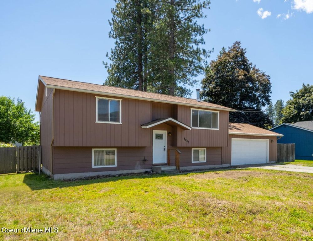 8247 W Montana ST, Rathdrum, ID 83858