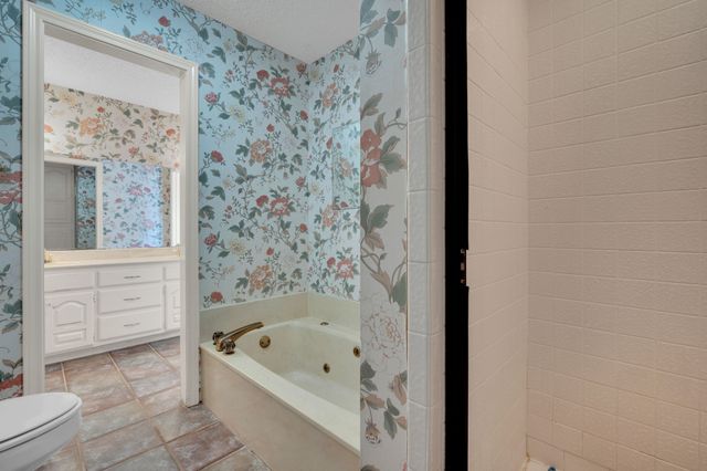 2206 Bells Chapel Road, Waxahachie, TX 75165