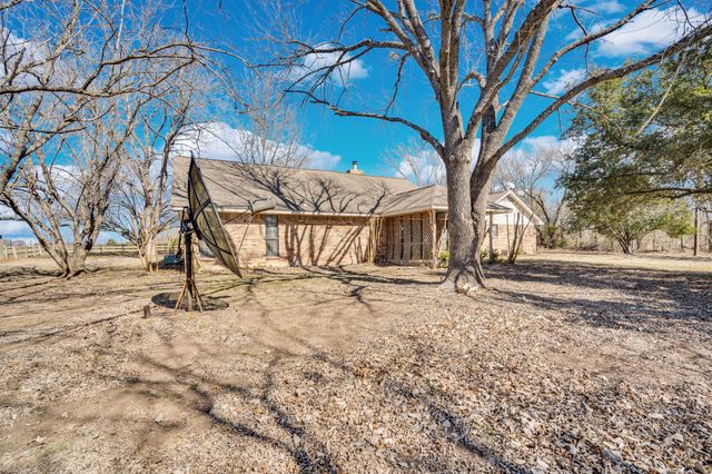 2206 Bells Chapel Road, Waxahachie, TX 75165