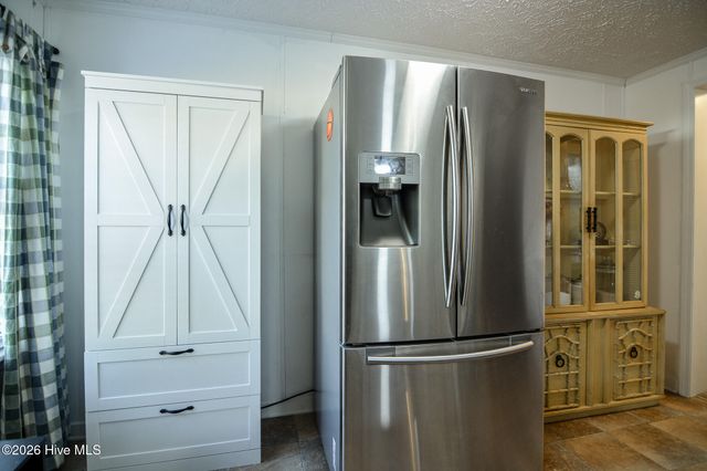 110 Brookside Lane, Four Oaks, NC 27524