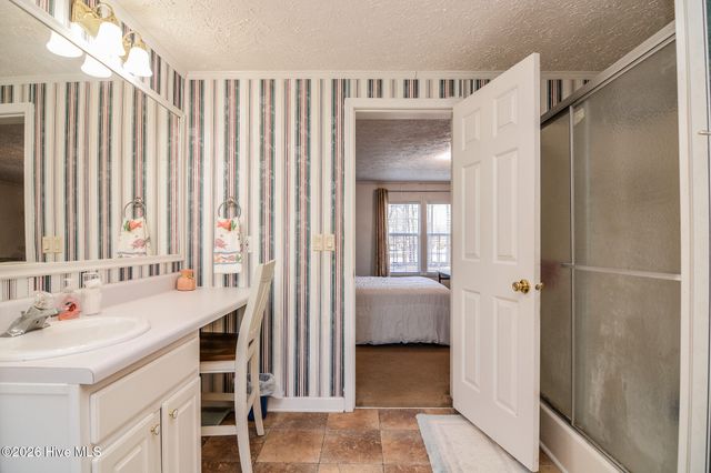 110 Brookside Lane, Four Oaks, NC 27524