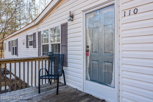 110 Brookside Lane, Four Oaks, NC 27524