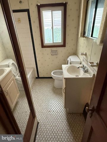 6625 HUDSON ST, Baltimore, MD 21224
