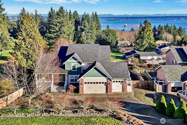 11518 NE Skyward Loop, Kingston, WA 98346