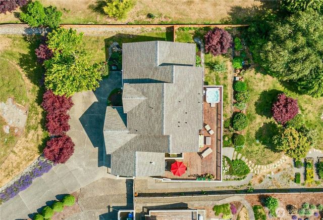 11518 NE Skyward Loop, Kingston, WA 98346