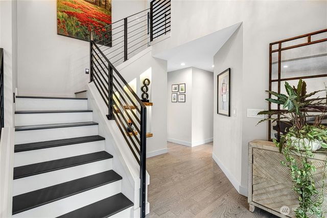 11518 NE Skyward Loop, Kingston, WA 98346