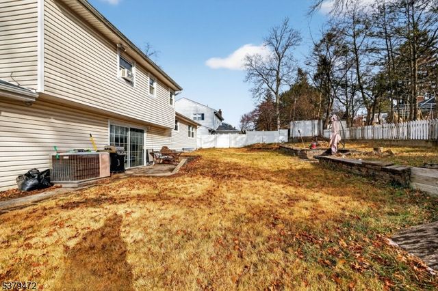 20 Rosney Ter, West Orange Twp., NJ 07052