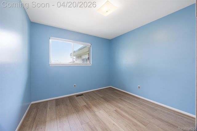 36825 Eton Court, Sterling Heights, MI 48310