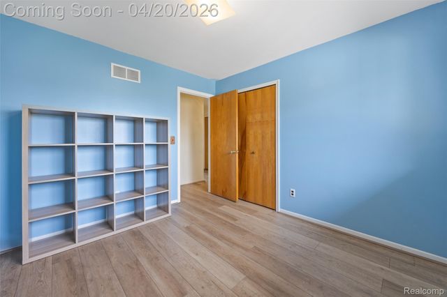 36825 Eton Court, Sterling Heights, MI 48310