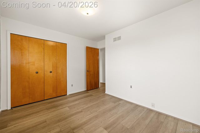 36825 Eton Court, Sterling Heights, MI 48310