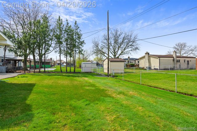 36825 Eton Court, Sterling Heights, MI 48310