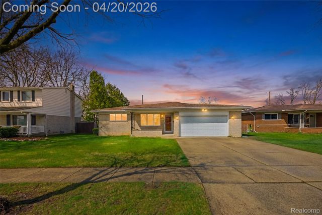 36825 Eton Court, Sterling Heights, MI 48310