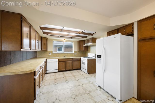 36825 Eton Court, Sterling Heights, MI 48310