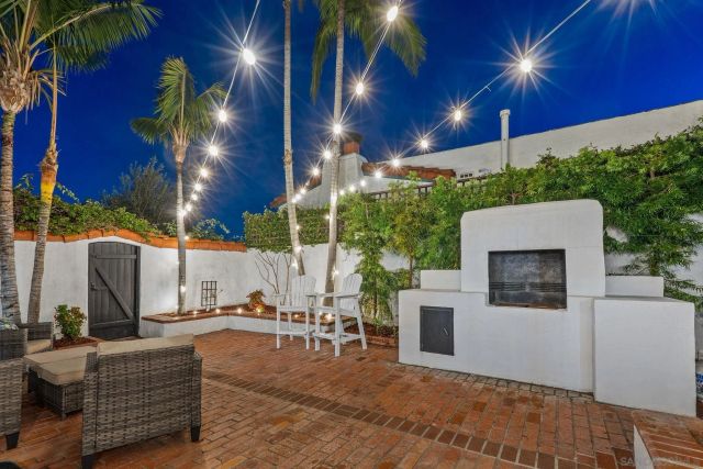 2318 Plum St, San Diego, CA 92106