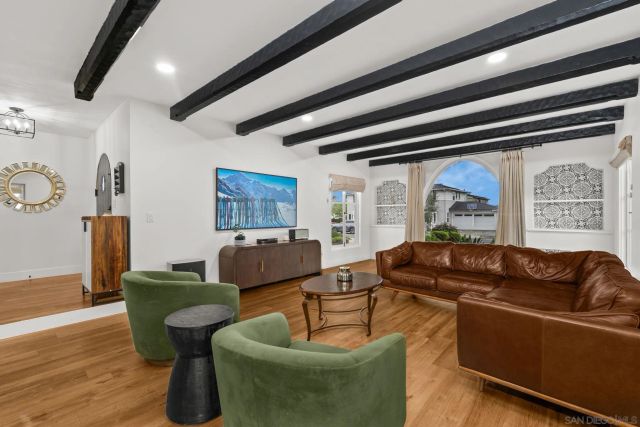 2318 Plum St, San Diego, CA 92106