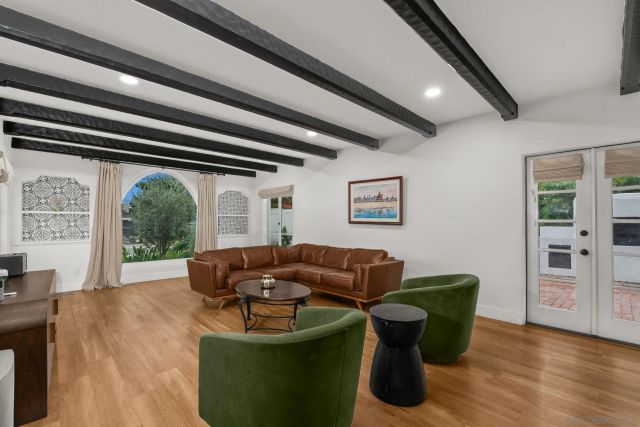 2318 Plum St, San Diego, CA 92106