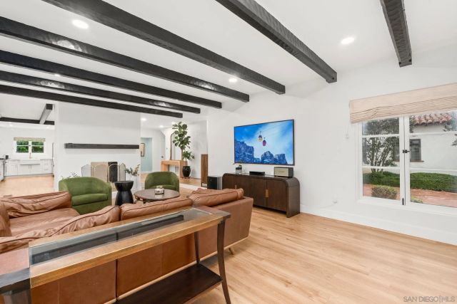 2318 Plum St, San Diego, CA 92106