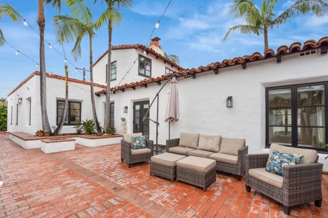 2318 Plum St, San Diego, CA 92106