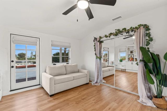 2318 Plum St, San Diego, CA 92106