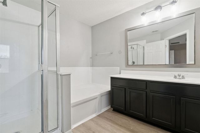 1030 BENDING OAK TRAIL, Winter Garden, FL 34787