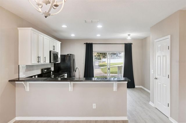 1030 BENDING OAK TRAIL, Winter Garden, FL 34787