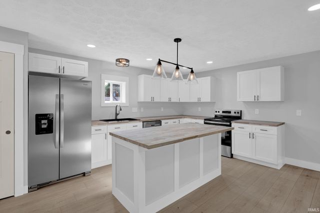307 Eastwood Drive, Bedford, IN 47421