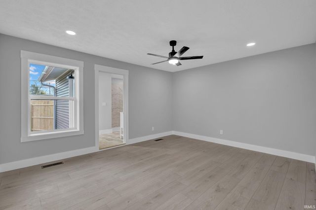 307 Eastwood Drive, Bedford, IN 47421