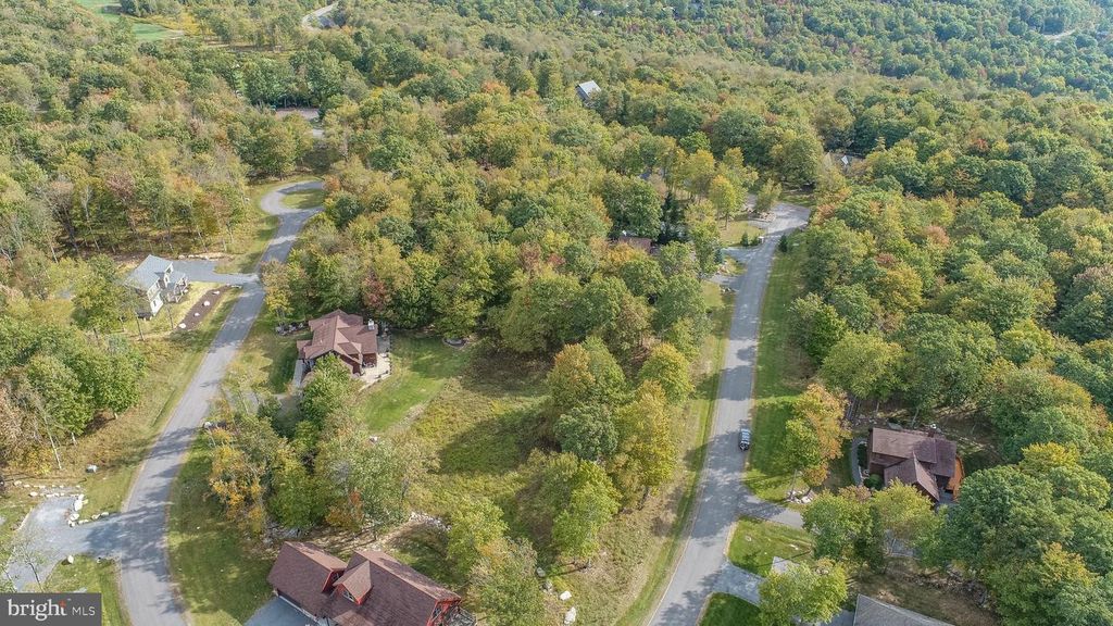 Image 16 of property listing at 39 GREENSTONE WAY, Mc Henry, MD 21541