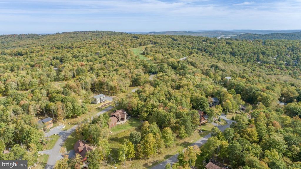 Image 18 of property listing at 39 GREENSTONE WAY, Mc Henry, MD 21541