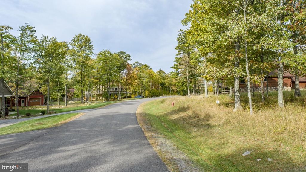 Image 2 of property listing at 39 GREENSTONE WAY, Mc Henry, MD 21541