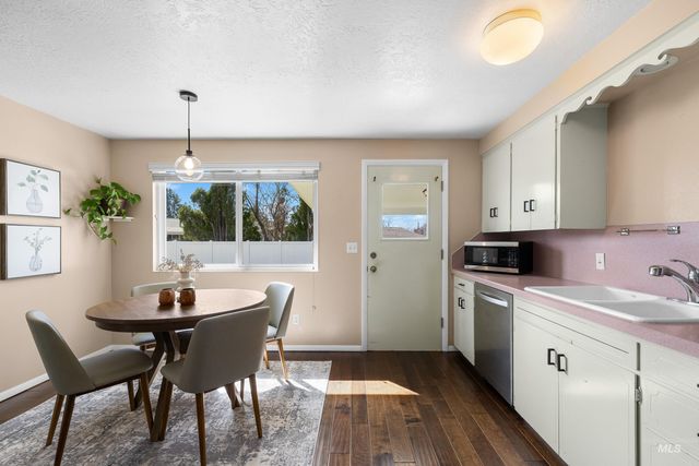 7995 W Galena Dr, Boise, ID 83709