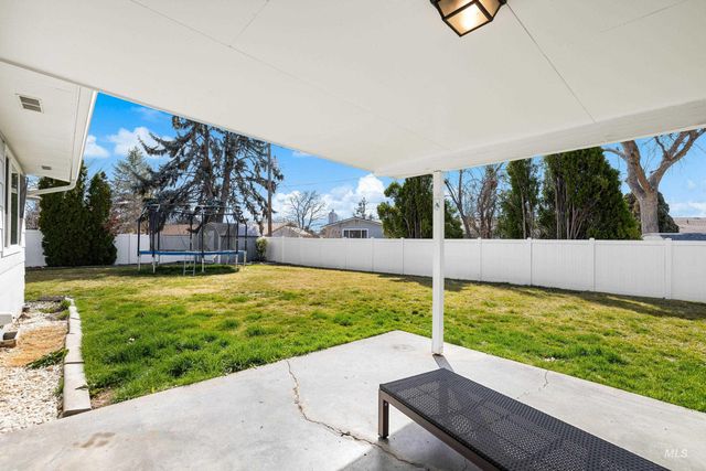 7995 W Galena Dr, Boise, ID 83709