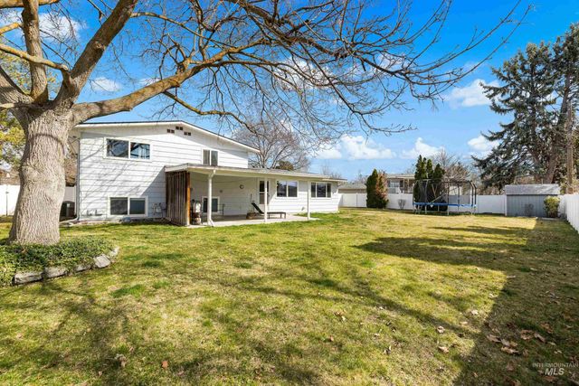 7995 W Galena Dr, Boise, ID 83709