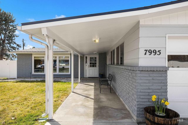 7995 W Galena Dr, Boise, ID 83709