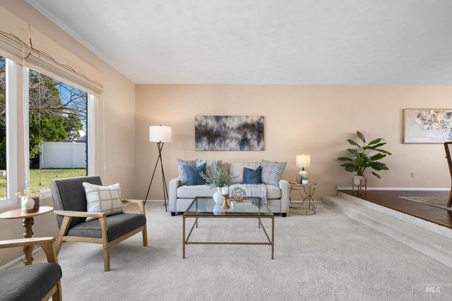 7995 W Galena Dr, Boise, ID 83709