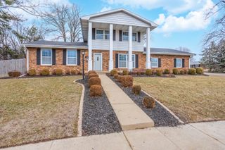 1302 E Vernon Avenue, Normal, IL 61761
