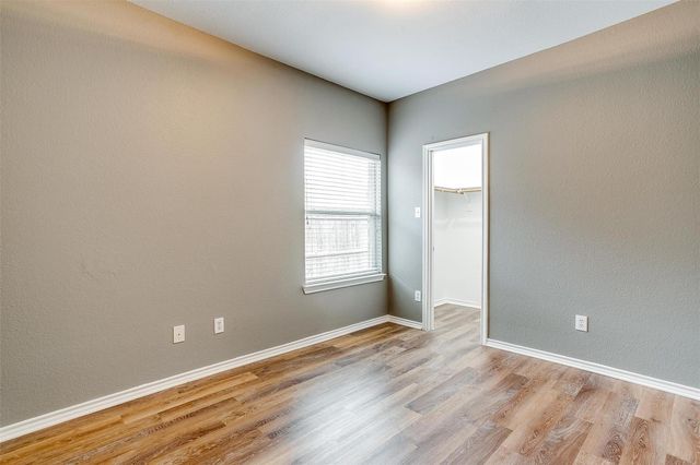 814 Walnut Street, Burleson, TX 76028