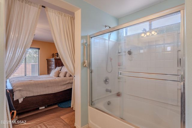 650 W Calle Franja Verde, Sahuarita, AZ 85629