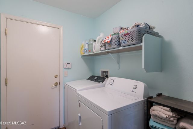 650 W Calle Franja Verde, Sahuarita, AZ 85629