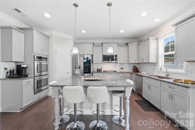 3017 Spinner Court, Denver, NC 28037