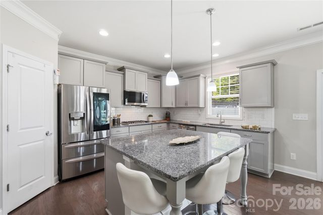 3017 Spinner Court, Denver, NC 28037