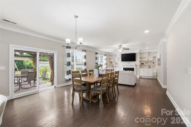 3017 Spinner Court, Denver, NC 28037