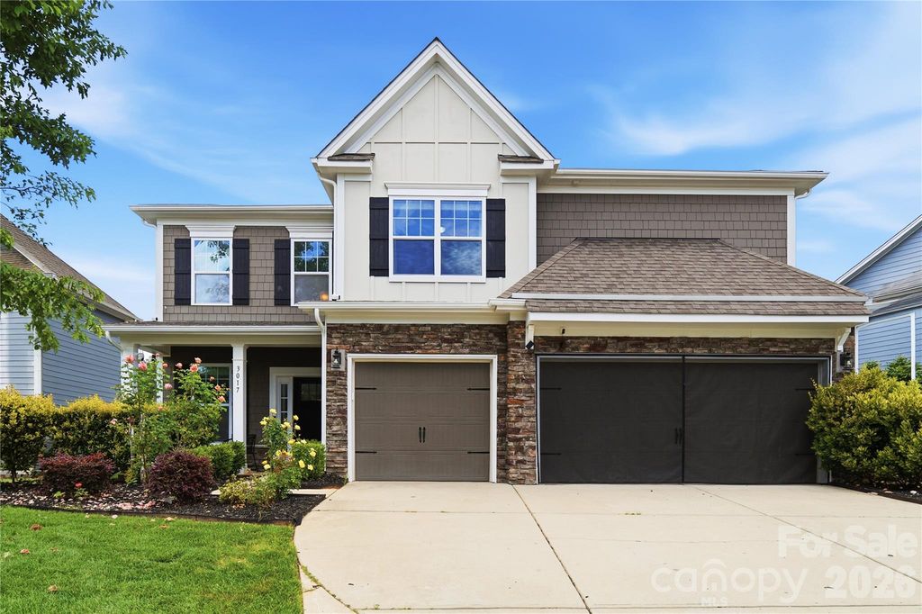3017 Spinner Court, Denver, NC 28037