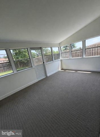 70 ORCHARD CT, Royersford, PA 19468