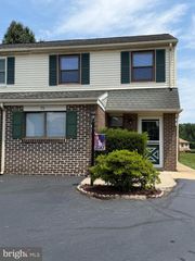 70 ORCHARD CT, Royersford, PA 19468