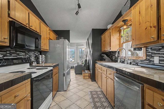 16 Ranger Road SE, Cartersville, GA 30121